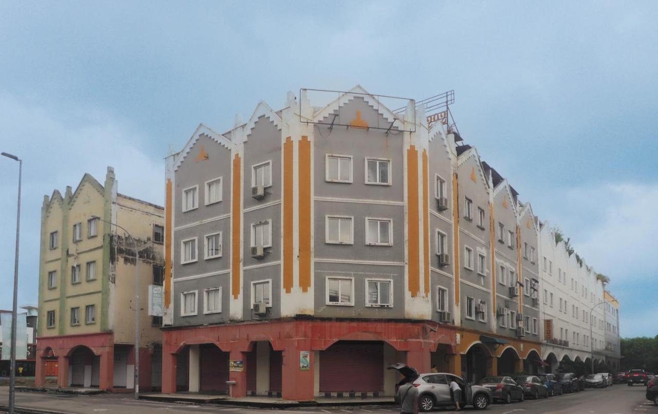"Cloth Art Homestay" 4 Min Walk To Car Free Zone By Shine Stay Malacca Extérieur photo