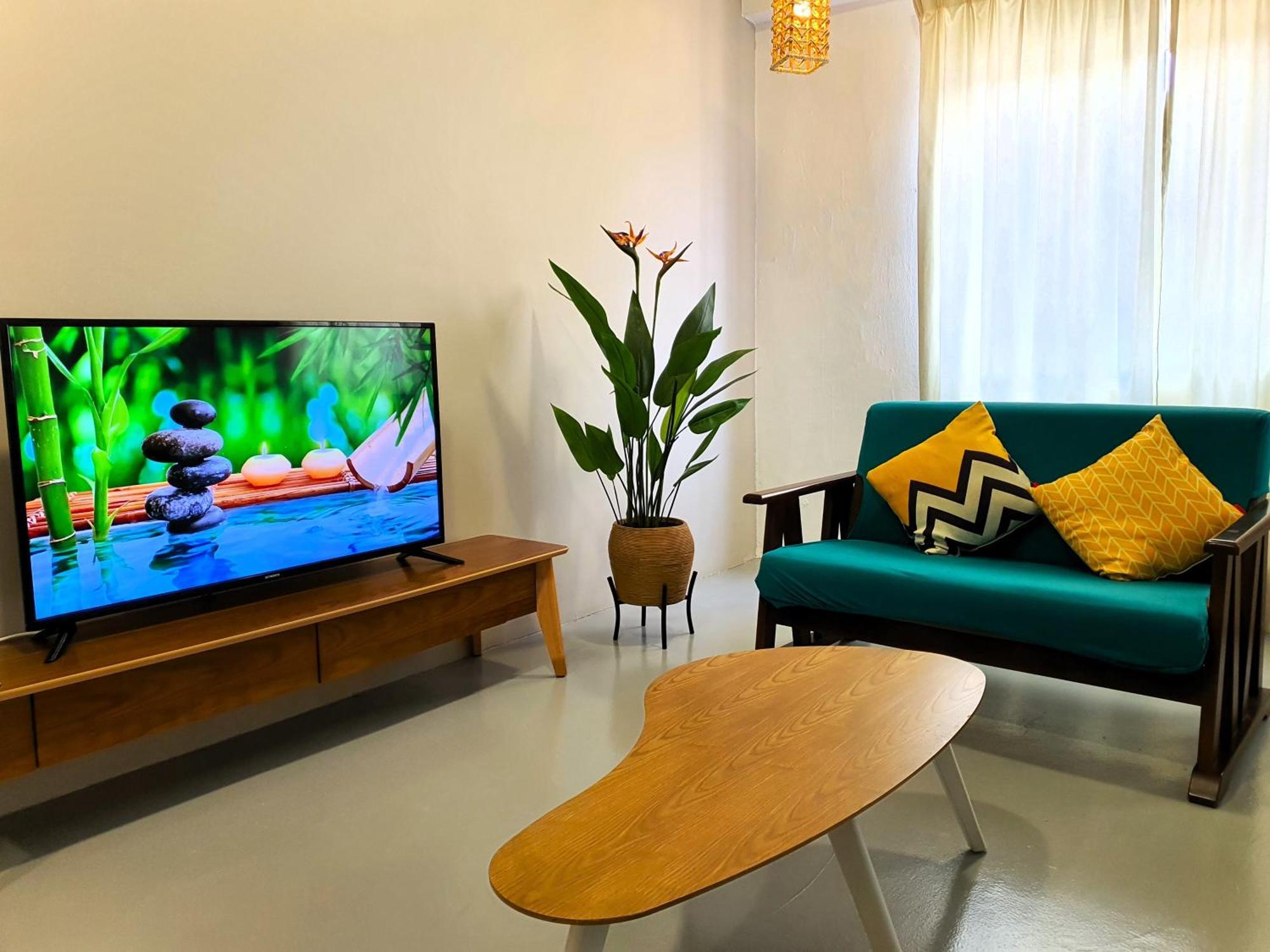 "Cloth Art Homestay" 4 Min Walk To Car Free Zone By Shine Stay Malacca Extérieur photo